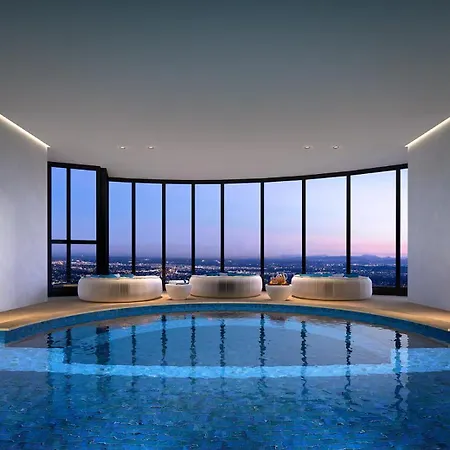 One Sky - Sleep 6 - Pools Cinema Sauna Gym Free Parking Brisbane