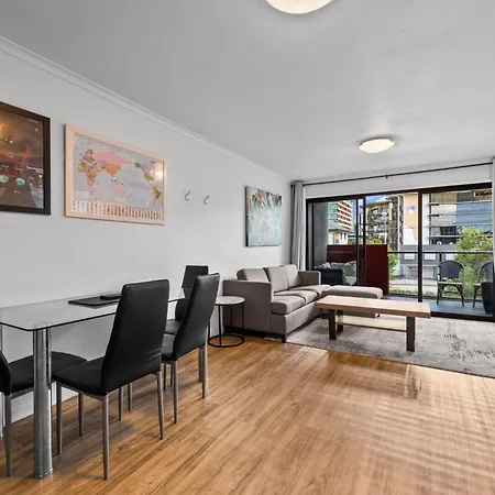 Stylish Bowen Hills Near Centre *