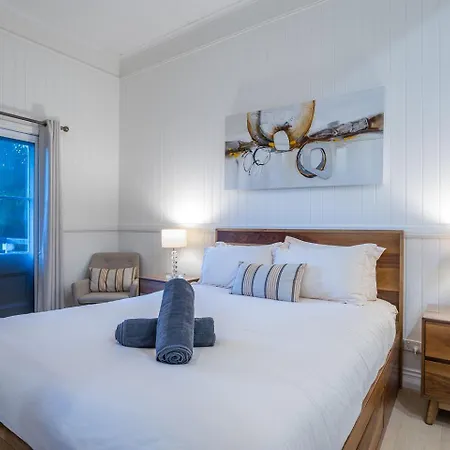 Stylish With Pool, Close Suncorp Stadium, Cbd Holiday home