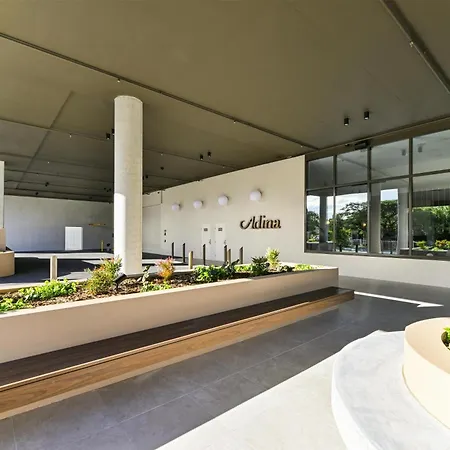 Hotel Adina Chermside 4*