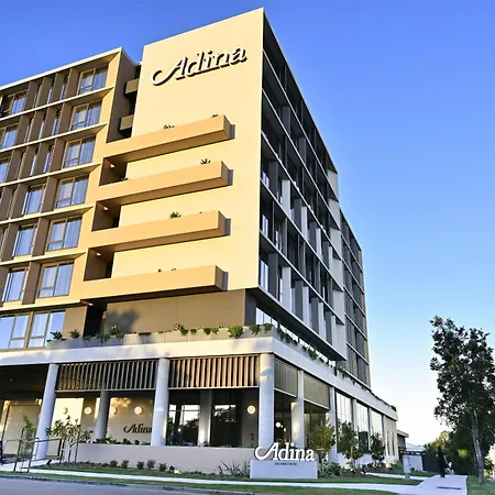 Adina Chermside 4*