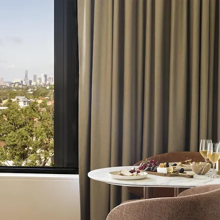 Hotel Adina Chermside 4*