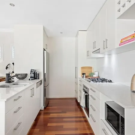 Blissful Bulimba! - 3bed-2 5bath-1car - Townhouse Holiday home Brisbane