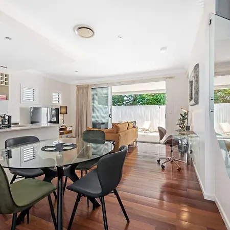 Blissful Bulimba! - 3bed-2 5bath-1car - Townhouse *