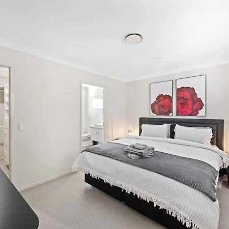 Holiday home Blissful Bulimba! - 3bed-2 5bath-1car - Townhouse *