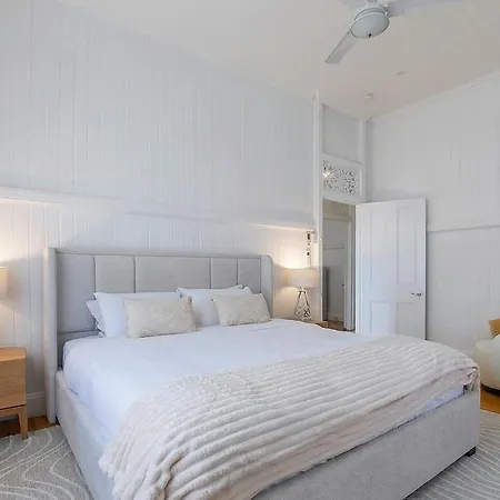 Holiday home Strathendrick Timeless Queenslander Haven Near Cbd