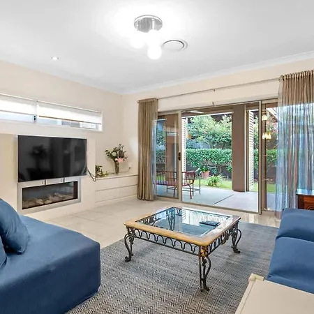 Holiday home Open Plan 3 Bedroom House - Taringa Brisbane