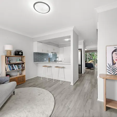Quaint Townhouse In Bustling Locale Holiday home Brisbane