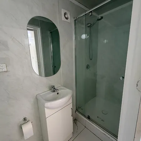 Rare Find! Private Granny Flat In Prime Area Guest house *