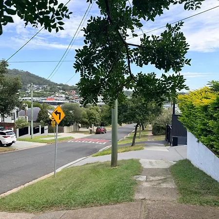 Guest house Rare Find! Private Granny Flat In Prime Area *