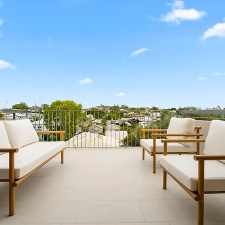 Exclusive Stylish Townhome - New Farm Brisbane