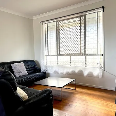 Guest house 14c Breeze Ensuite In Coopers Plains