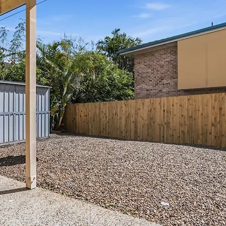 4br House Close To Sunnybank, Qeii Hospital,griffith Nathan,nissan Arena