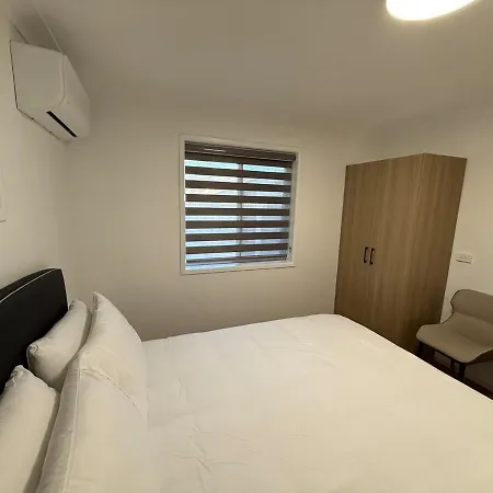 Pet Friendly & Sunnybank Luxury House