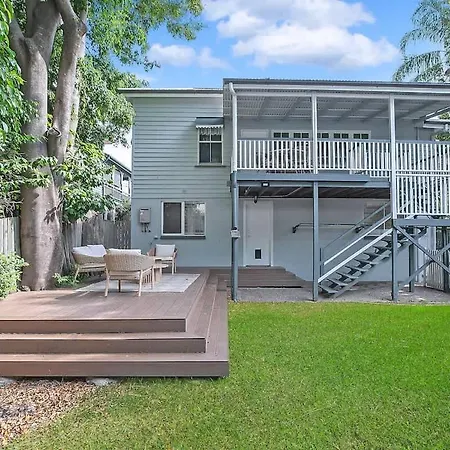 Strathendrick Timeless Queenslander Haven Near Cbd