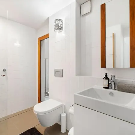 Exclusive Stylish Townhome - New Farm * Brisbane