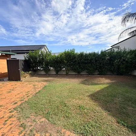 Rare Find! Private Granny Flat In Prime Area Guest house