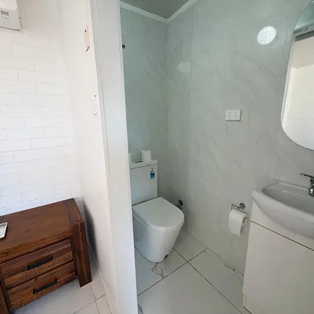 Rare Find! Private Granny Flat In Prime Area Guest house Brisbane
