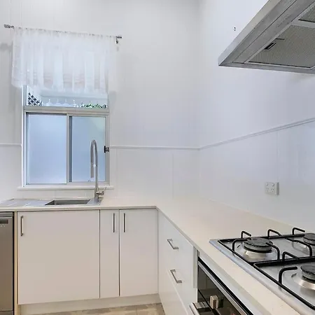 Holiday home Strathendrick Timeless Queenslander Haven Near Cbd