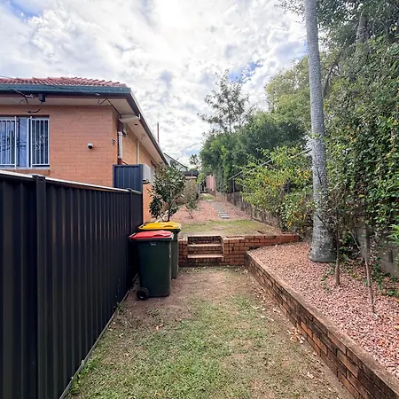 Guest house Rare Find! Private Granny Flat In Prime Area *