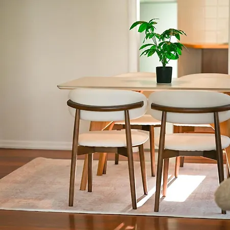 Greenslopes Retreat Stylish Near Hospital Holiday home