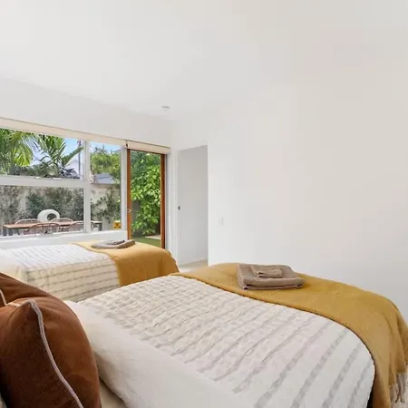 Holiday home Exclusive Stylish Townhome - New Farm *