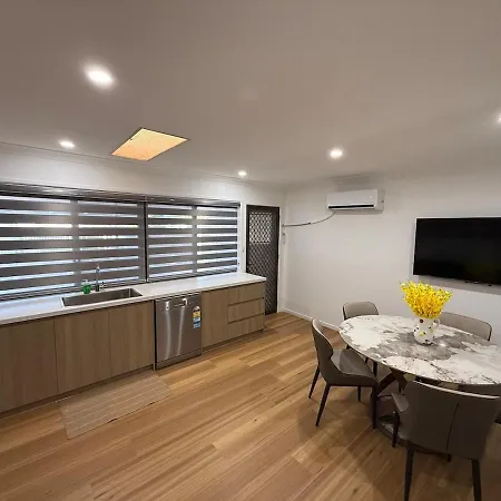 Villa Pet Friendly & Sunnybank Luxury House *