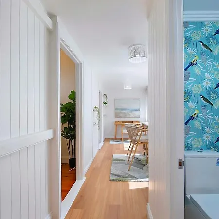 Strathendrick Timeless Queenslander Haven Near Cbd Holiday home Brisbane
