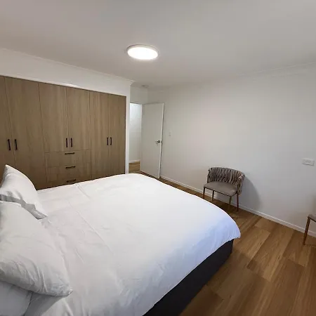 Villa Pet Friendly & Sunnybank Luxury House