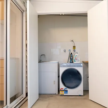 Holiday home Greenslopes Retreat Stylish Near Hospital