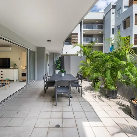 Huge Terrace With Free Parking In The Heart Of Fortitude Valley