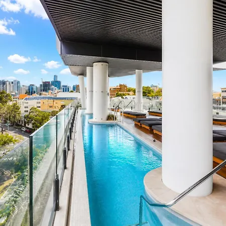 Fv Flatiron Fortitude Valley Apartment
