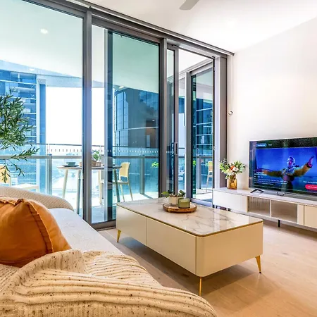 Queens Wharf Charm W/ Balcony Views - Lv 15 - Apartment Brisbane