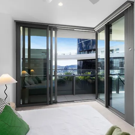 Matcha Madness Zen Escape - Riverfront Apartment *