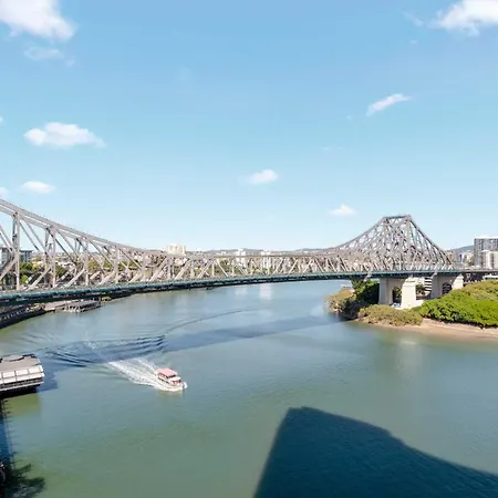 Oasis 2bed-1bath-1car-views Brisbane