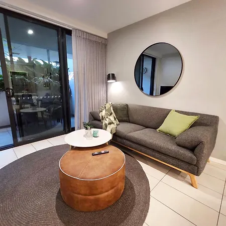 Portside Wharf Retreat With 1 - Bedroom King Bed *