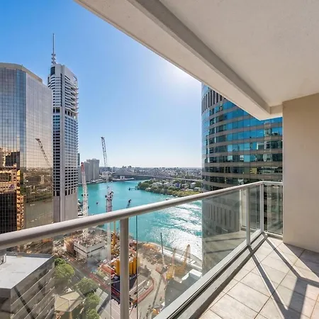 Apartment With Stunning River Views Up To 6 Guests And 2 Parking Brisbane