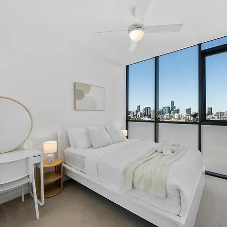 Penthouse Sleep 6 - Cbd Views - Pools - Games - Baby