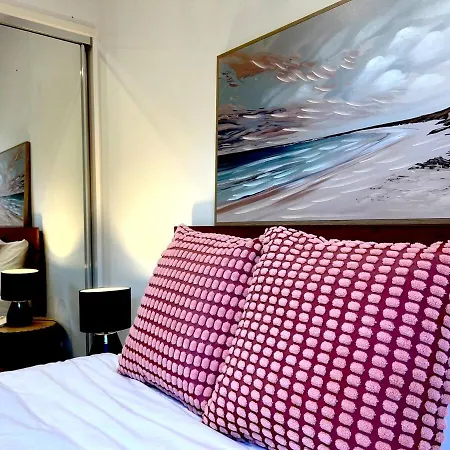 Cannon Hill 2br Retreat With Patio & Parking *
