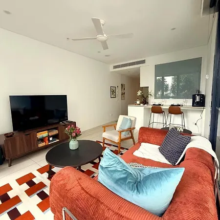 Stylish 1br With Pool & Gym Apartment