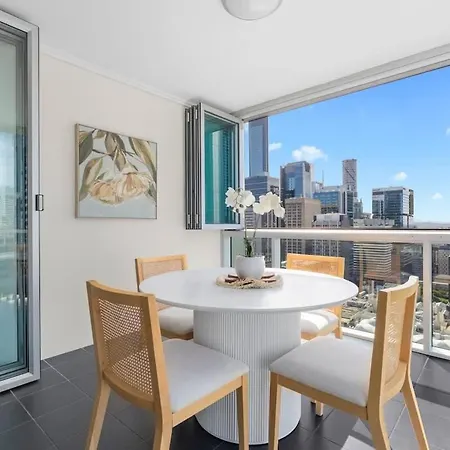 Escape 2bed-2bath-1car-pool-views - Cbd *
