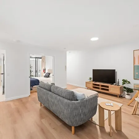 Galleries On Brunswick Apartment *
