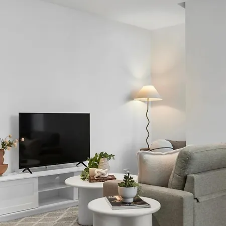 Twilight Views 2br In Fortitude Valley & Parking Brisbane