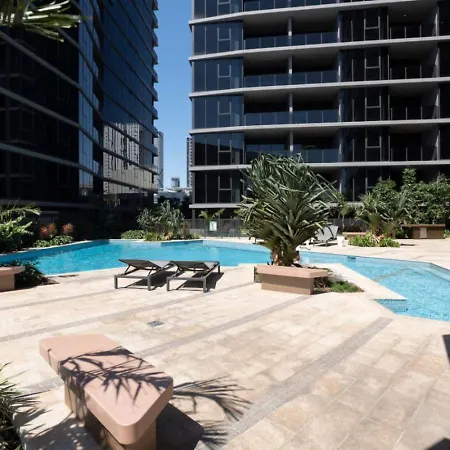 Big And Modern 3br Southbank Apartment Brisbane