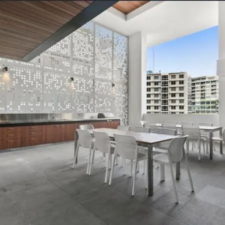 Stylish 1br With Pool & Gym * Brisbane
