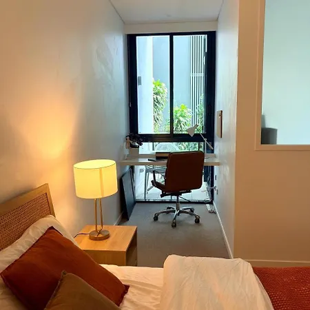 Stylish 1br With Pool & Gym Apartment Brisbane