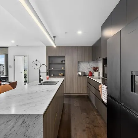 31f Premium 3br Skyline River Views One Brisbane