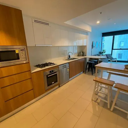 Apartment Apartment, 10 Floors High By Stylish Brisbane