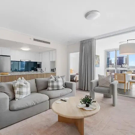 Escape 2bed-2bath-1car-pool-views - Cbd