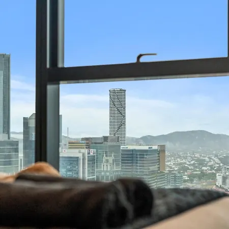 Skytower Level 53 Free Parking Sleeps 5 Cbd *